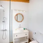 Calma Boutique House 펜션 *