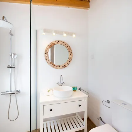 Calma Boutique House בית נופש *