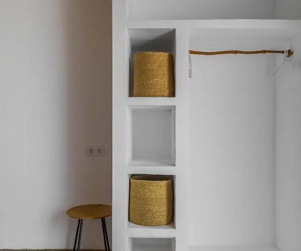 Calma Boutique House *