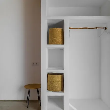 Calma Boutique House *